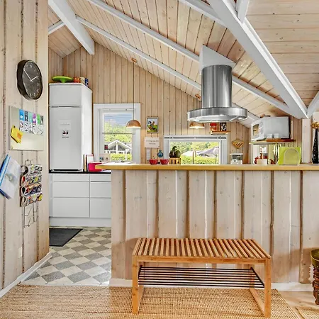 Three-bedroom In Sydals