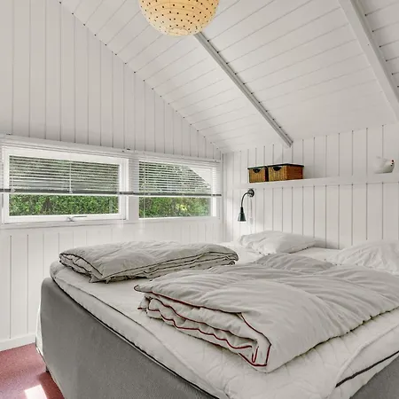 Three-bedroom In Sydals