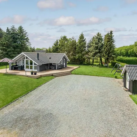 3 Bedroom Gorgeous In Sydals Holiday home