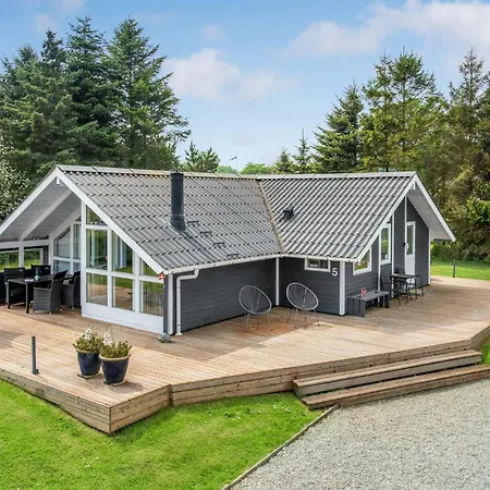 3 Bedroom Gorgeous In Sydals *