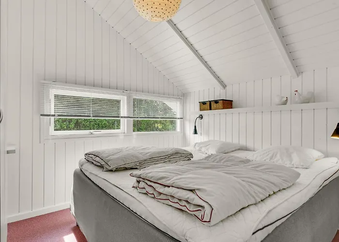 Three-bedroom In Sydals